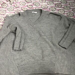 Ro & De Heather Gray V-Neck Sweater